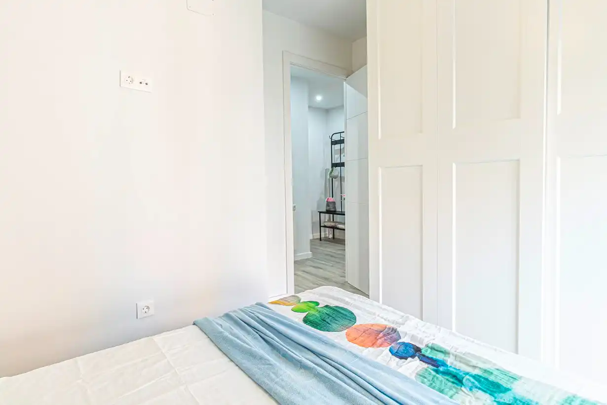 Bedroom of Flat for sale in Madrid  with Air Conditioner, Heating and Terrace
