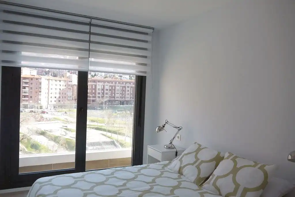 Bedroom of Flat for rent in Bilbao   with Heating, Terrace and Swimming Pool