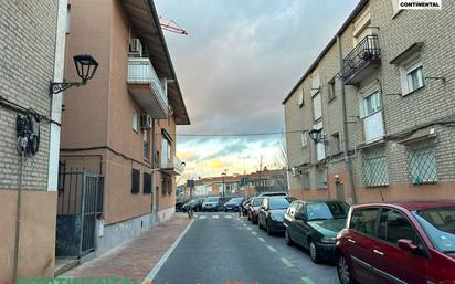 Exterior view of Flat for sale in Pozuelo de Alarcón  with Heating