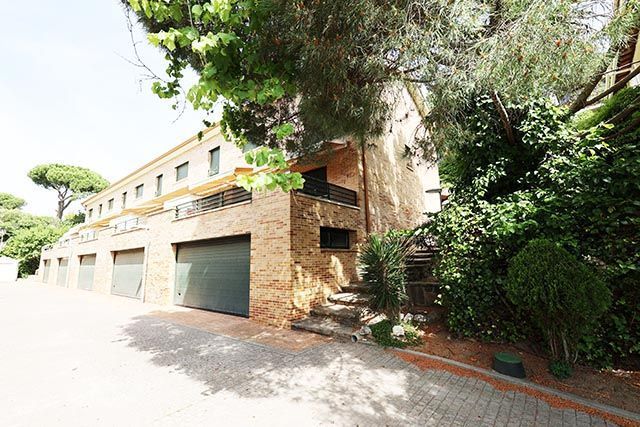 Exterior view of House or chalet for sale in Manzanares El Real  with Heating and Private garden