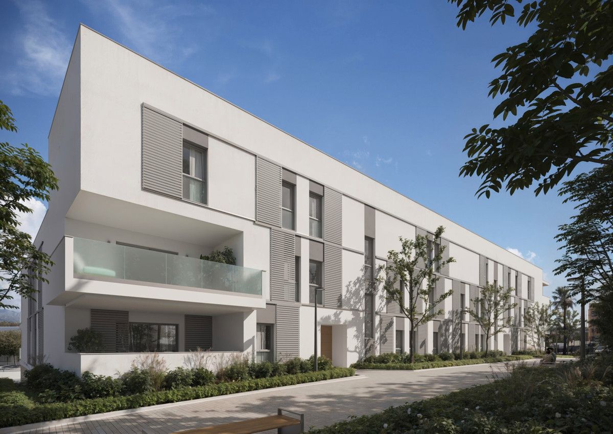Vista exterior de Piso en venta en Marbella con Aire acondicionado, Terraza y Trastero