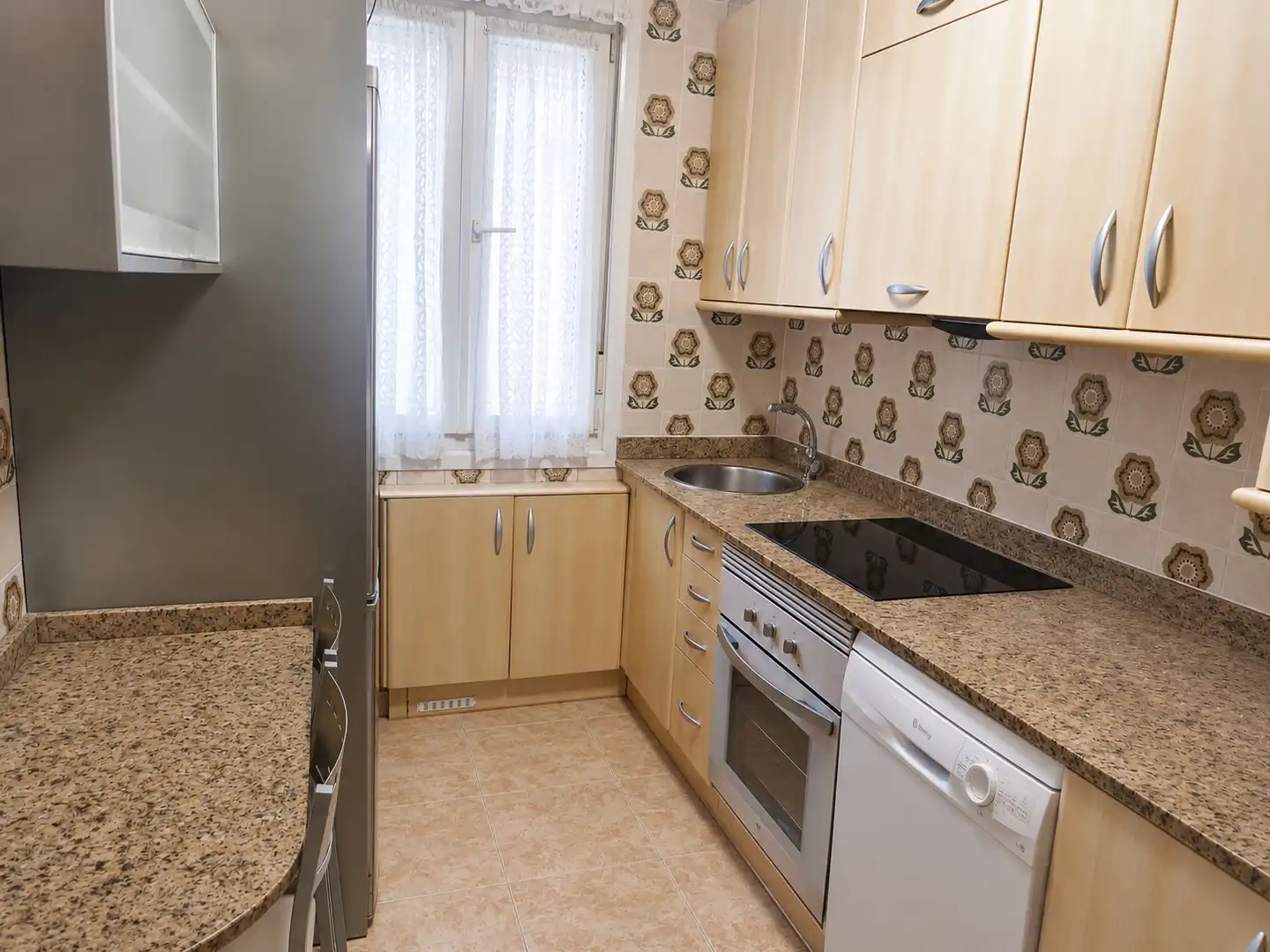 Küche von Wohnung zur Miete in Santander mit Heizung, Abstellraum und Möbliert