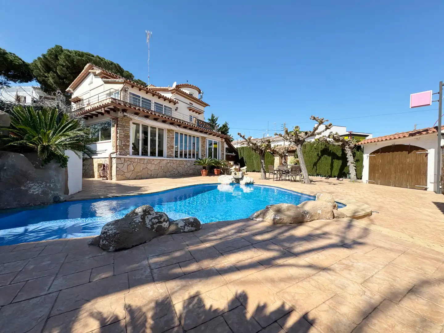 Chalet con piscina en venta en Carrer de Figueres 1, imagen 6