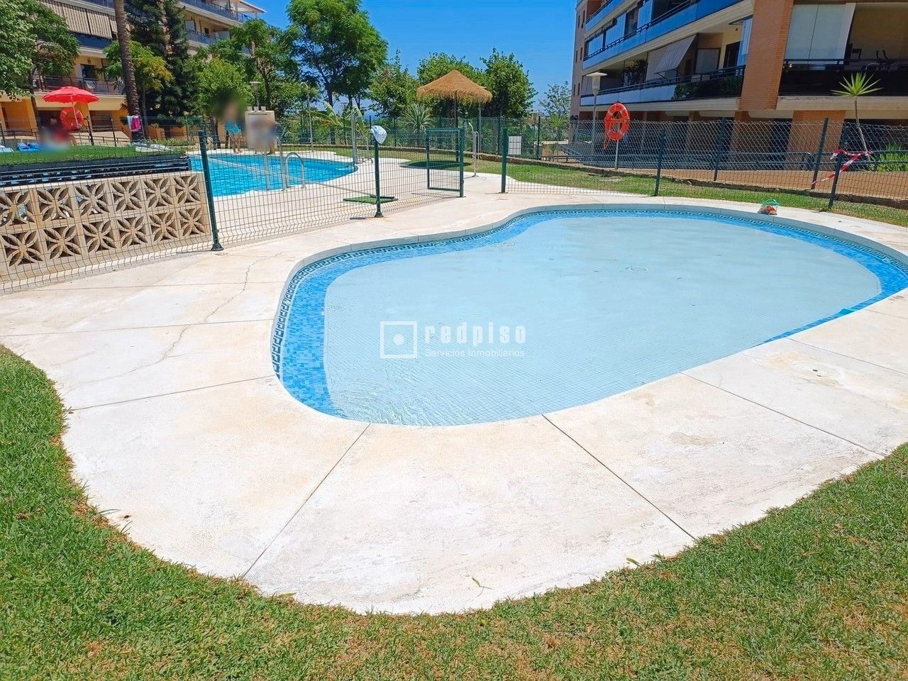 Swimming pool of Flat for sale in Torremolinos  with Air Conditioner, Heating and Terrace