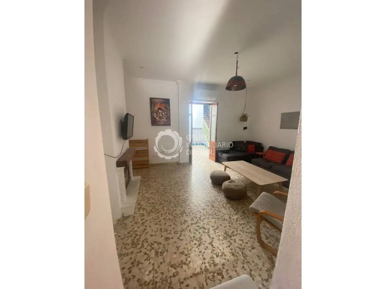 Sala d'estar de Casa adosada en venda en Puerto Real amb Aire condicionat, Jardí privat i Terrassa