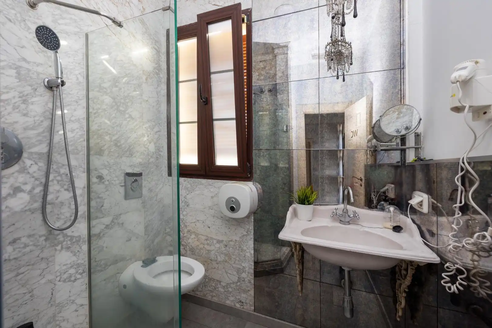 Chalet con piscina en venta en Calle Granada 46, imagen 10
