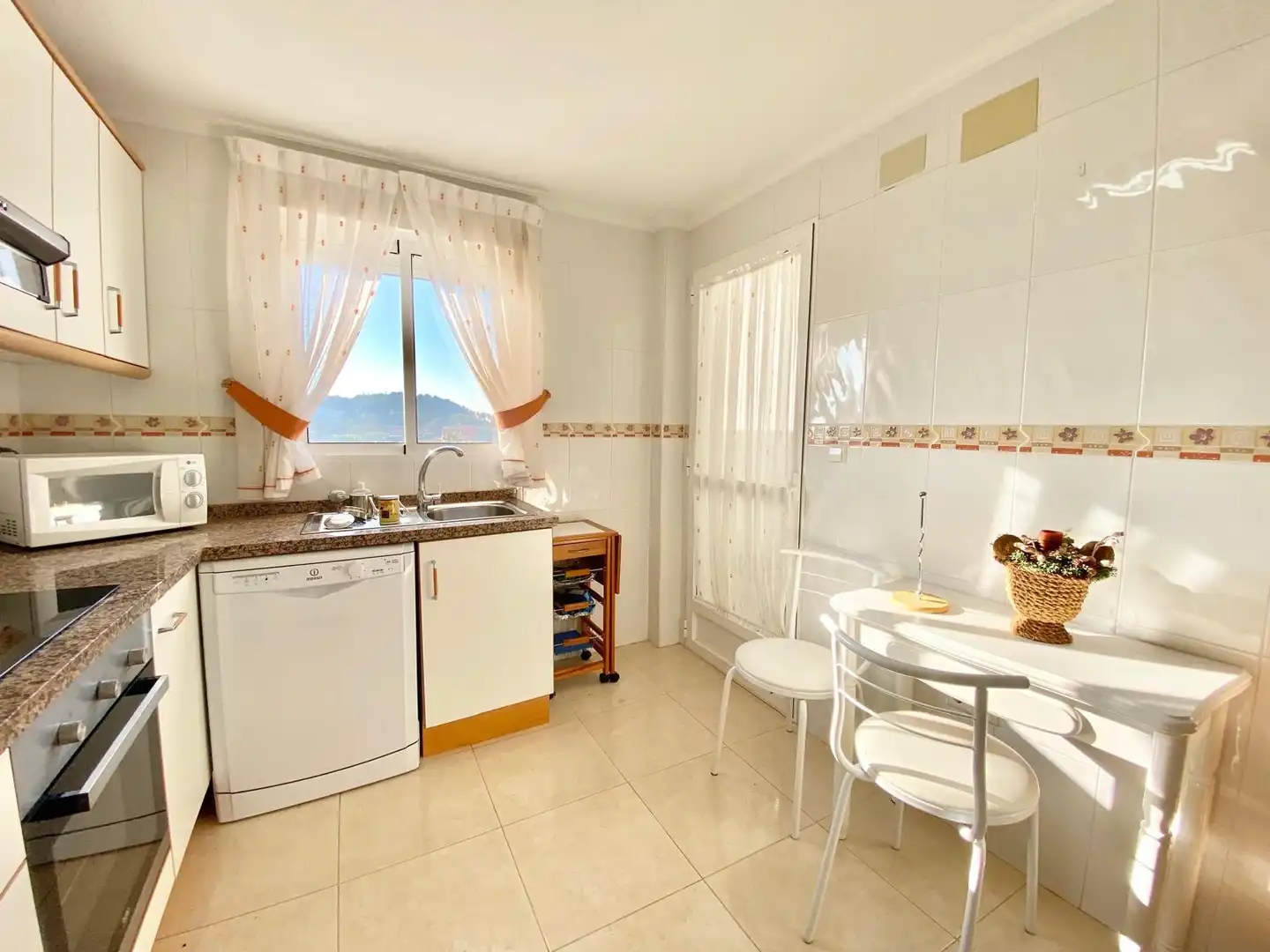 Apartamento con terraza en alquiler en Puerto Deportivo, imagen 21
