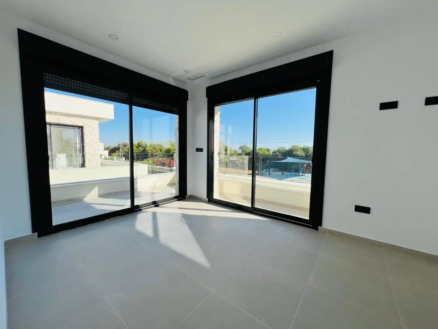 Terrassa de Casa o xalet en venda en Torrevieja amb Aire condicionat, Calefacció i Jardí privat