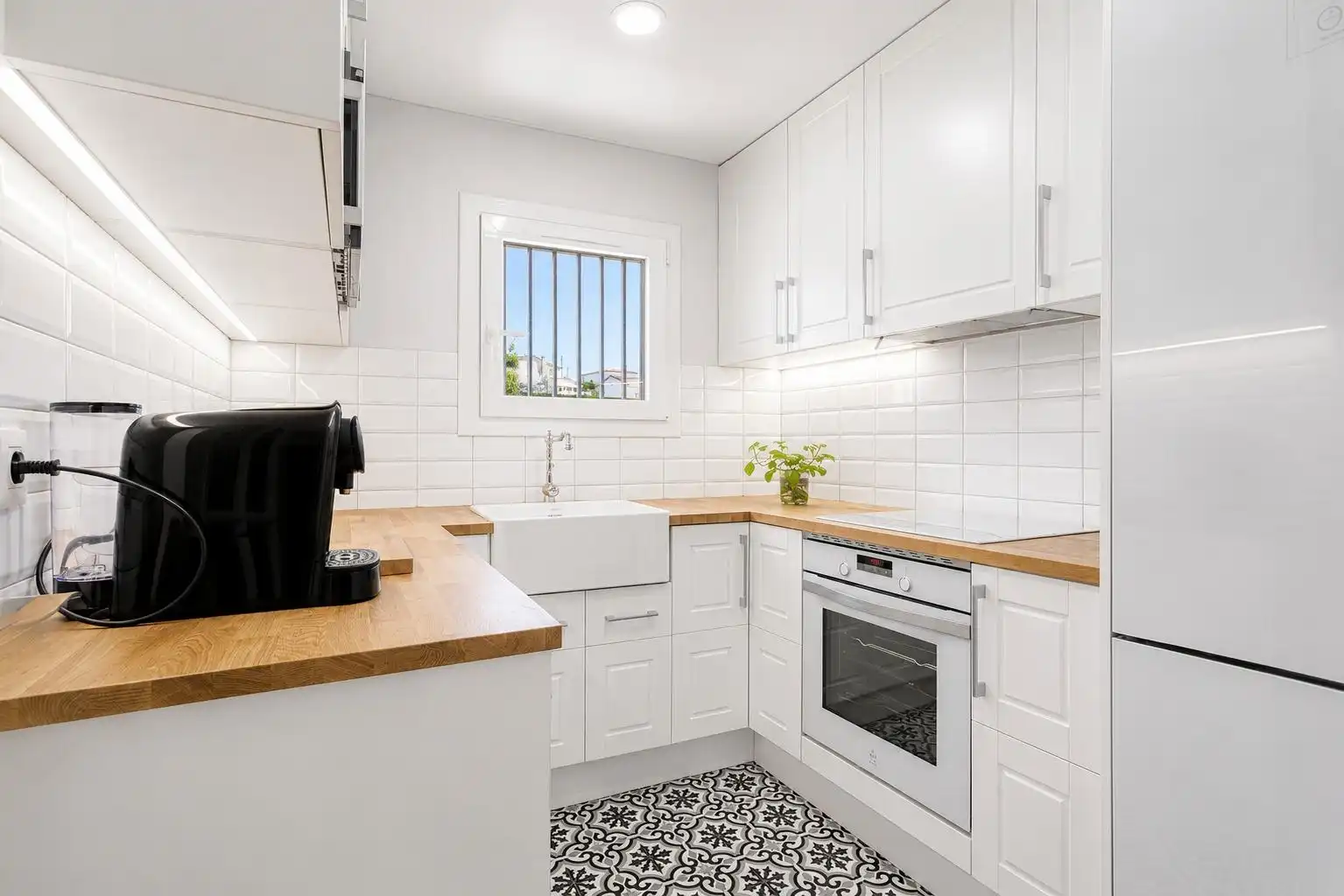 Cocina de Casa o chalet en venta en Piera con Aire acondicionado, Calefacción y Jardín privado