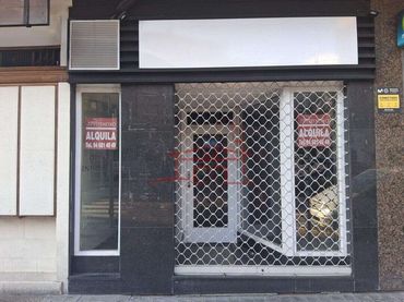 Locale commerciale in affitto a Durango