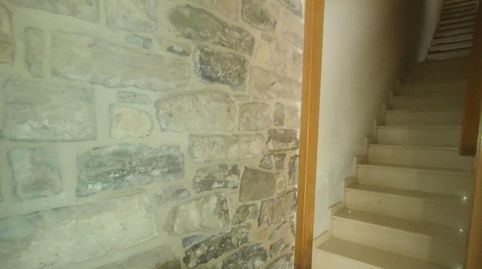 Casa con garaje en una zona tranquila y bien comunicada, immagine 2