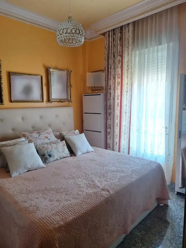 Habitación de Casa o chalet en venta en Alcalá de Guadaira con Aire acondicionado, Jardín privado y Terraza
