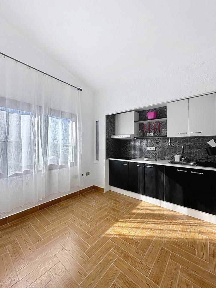 Kitchen of Duplex for sale in San Bartolomé