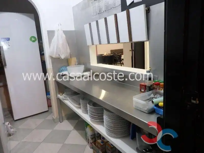 Commercial properties for sale in Marín