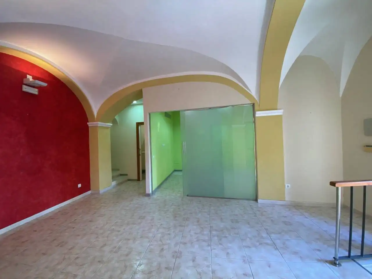 Local en venta en Mont-roig del Camp