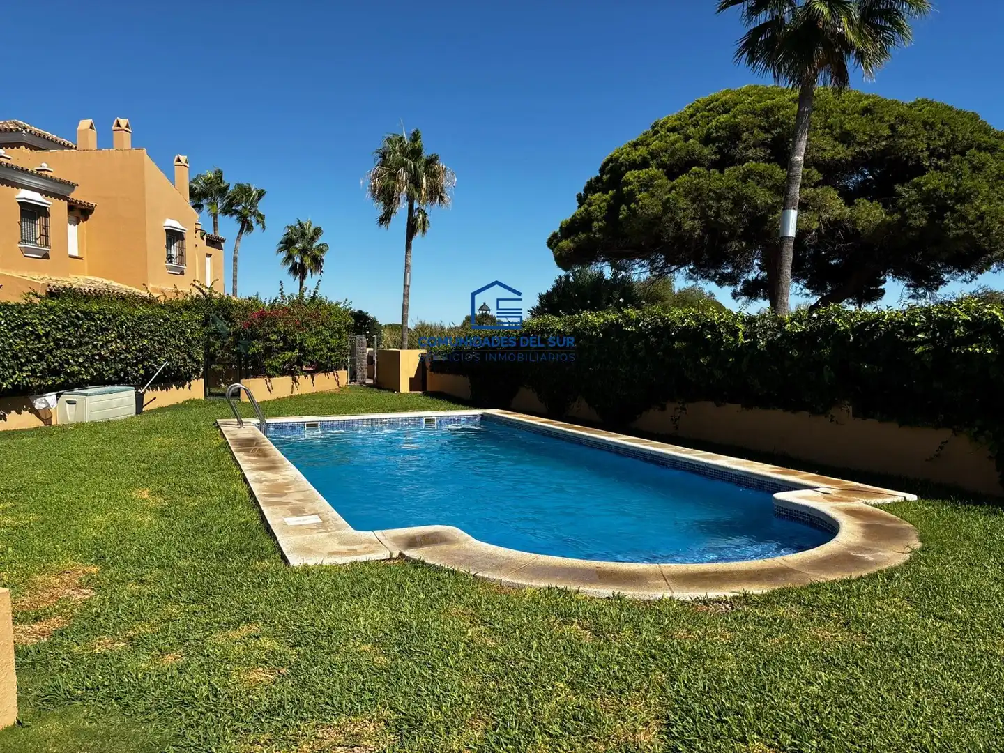 Casa a schiera con piscina in affitto a Calle FUERTE CIUDAD