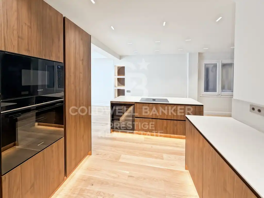 Wohnung mit Terrasse zum Verkauf in Calle Roger De Lluria, imagen 4
