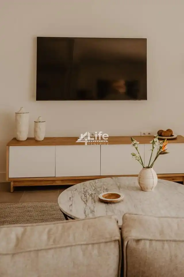 Sala d'estar de Dúplex en venda en Granadilla de Abona amb Aire condicionat, Jardí privat i Terrassa