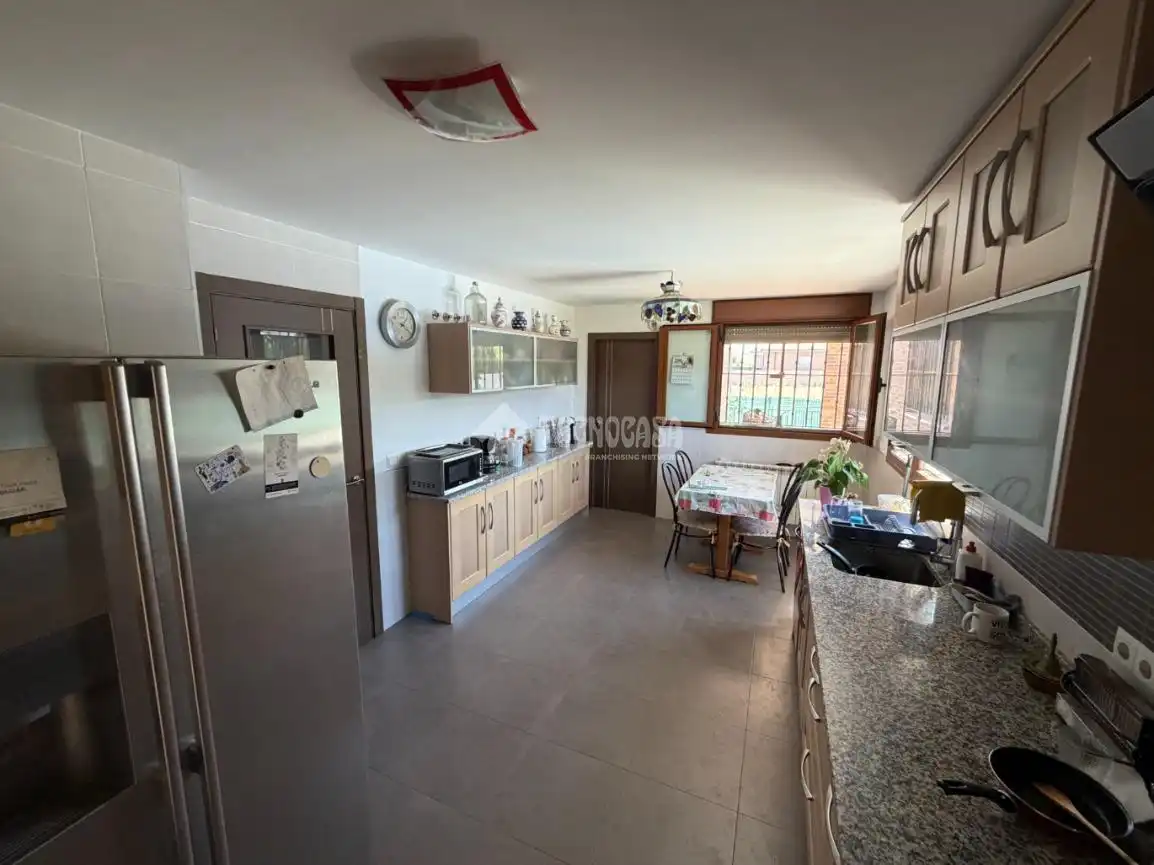 Casa amb piscina en venda a Valdetorres de Jarama, imagen 6