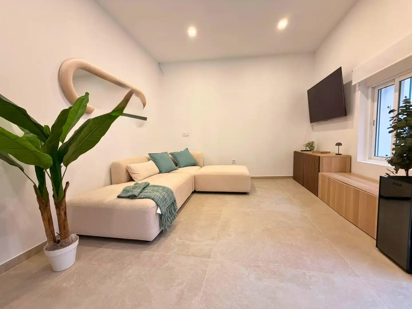 Sala d'estar de Casa o xalet en venda en Manuel amb Aire condicionat, Piscina i Moblat
