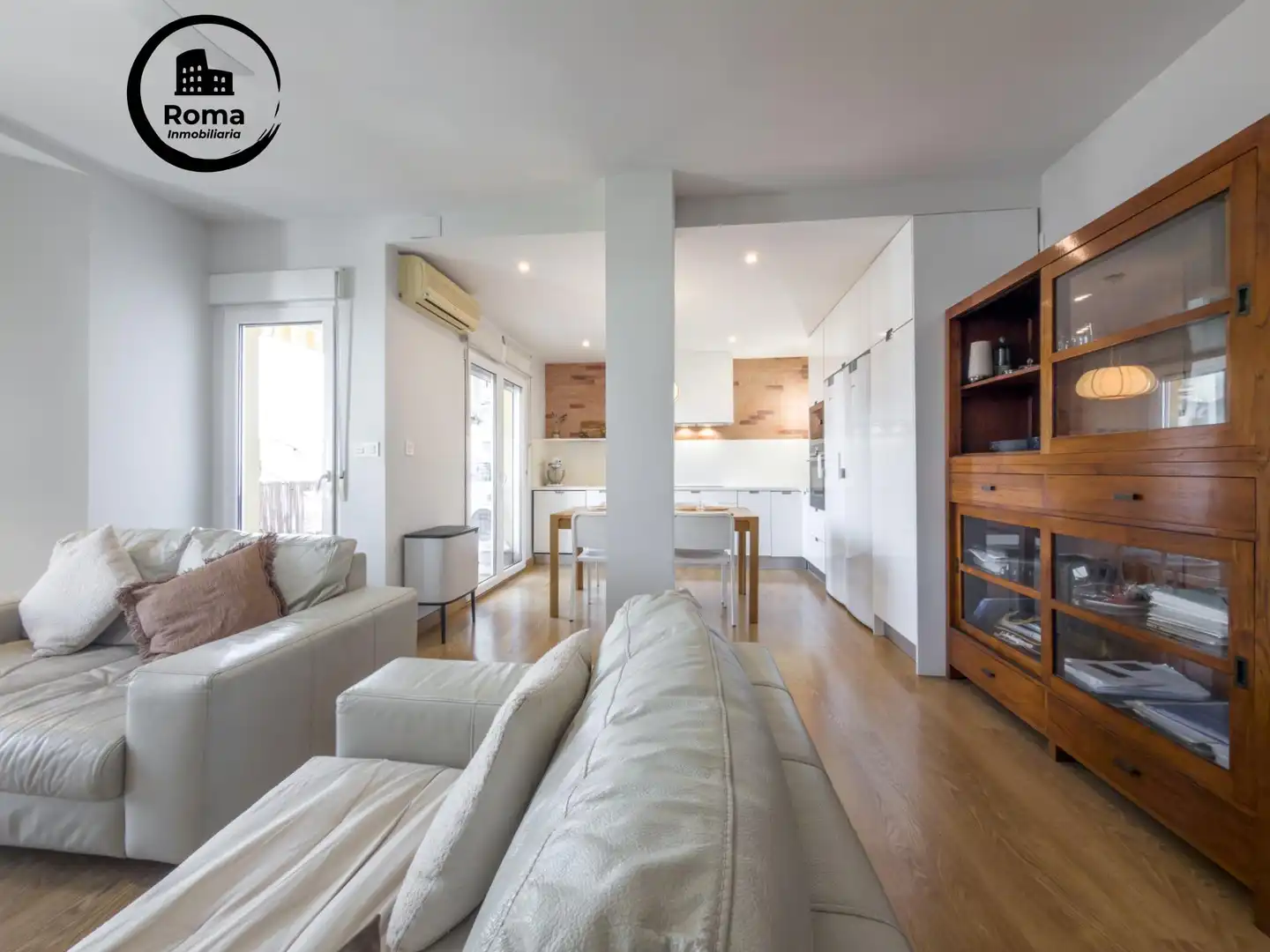 Sala de estar de Piso en venta en Churriana de la Vega con Aire acondicionado, Calefacción y Terraza
