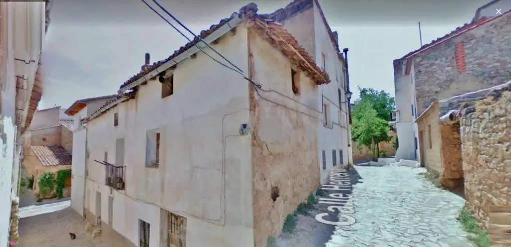Vista exterior de Casa o chalet en venta en Alpuente
