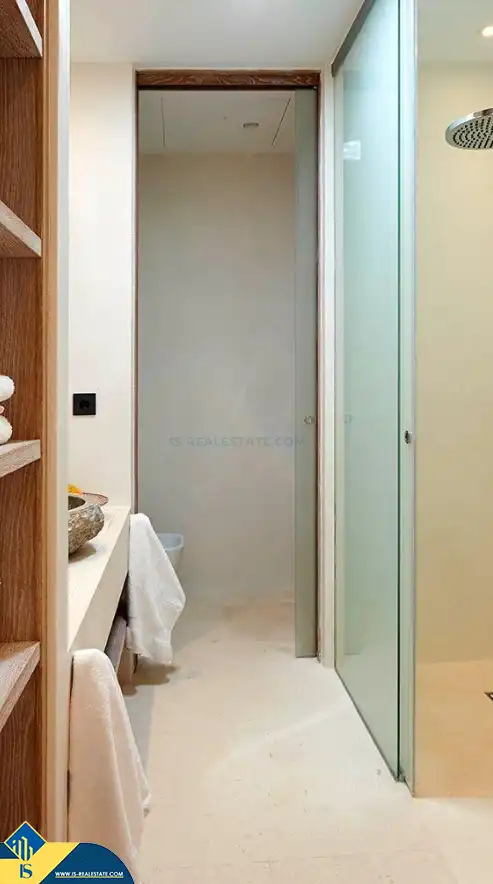 Bany de Casa o xalet en venda en Sant Josep de sa Talaia amb Aire condicionat, Calefacció i Jardí privat