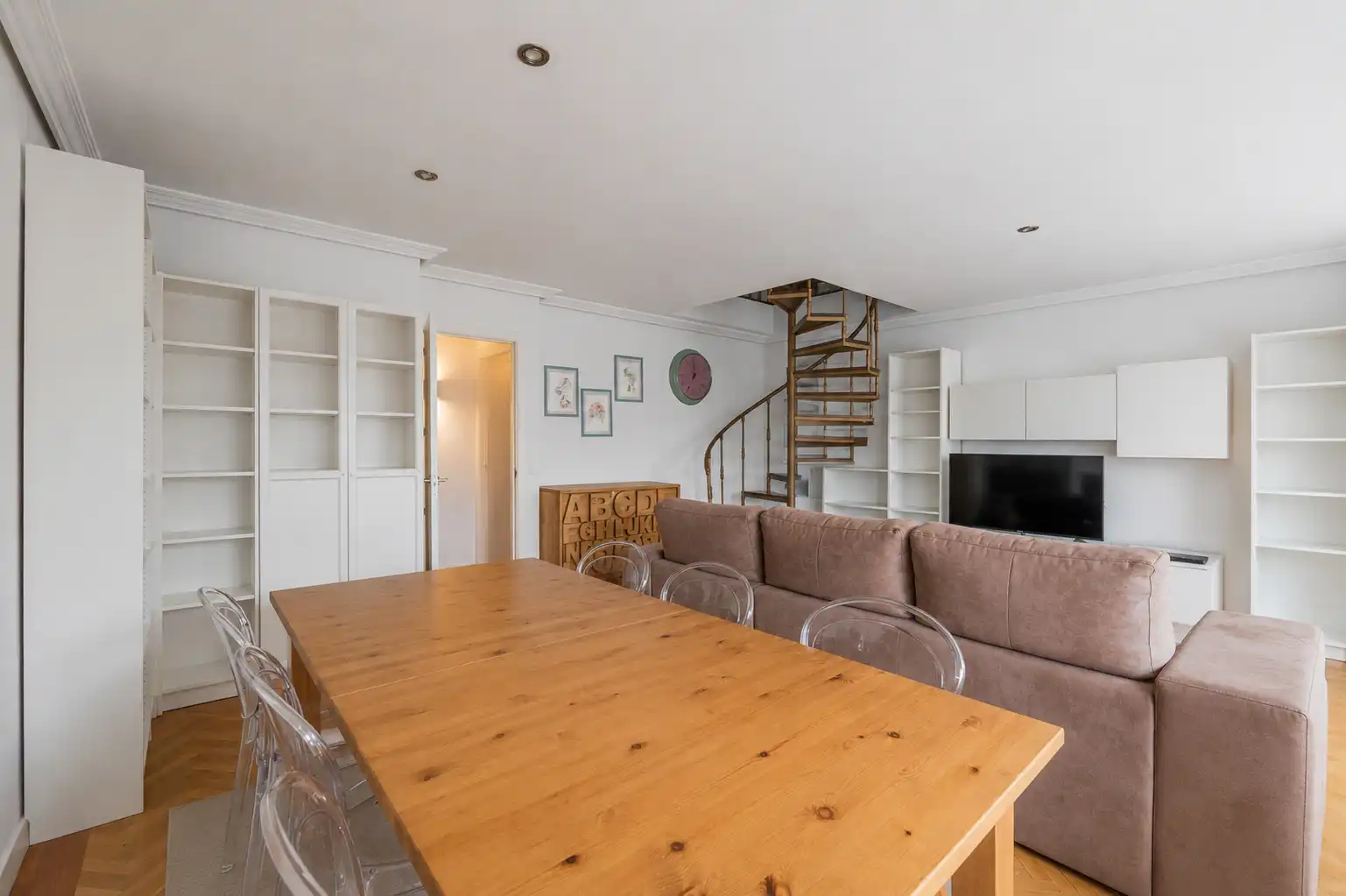 Comedor de Dúplex en venta en Las Rozas de Madrid con Aire acondicionado, Calefacción y Trastero