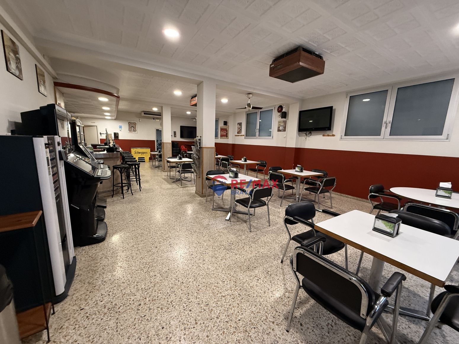 Local en venta en La Bisbal d'Empordà con Aire acondicionado