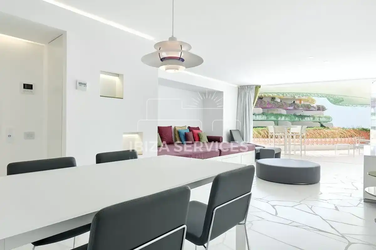 Appartamento con piscina in affitto a Marina Botafoc - Platja de Talamanca, imagen 9