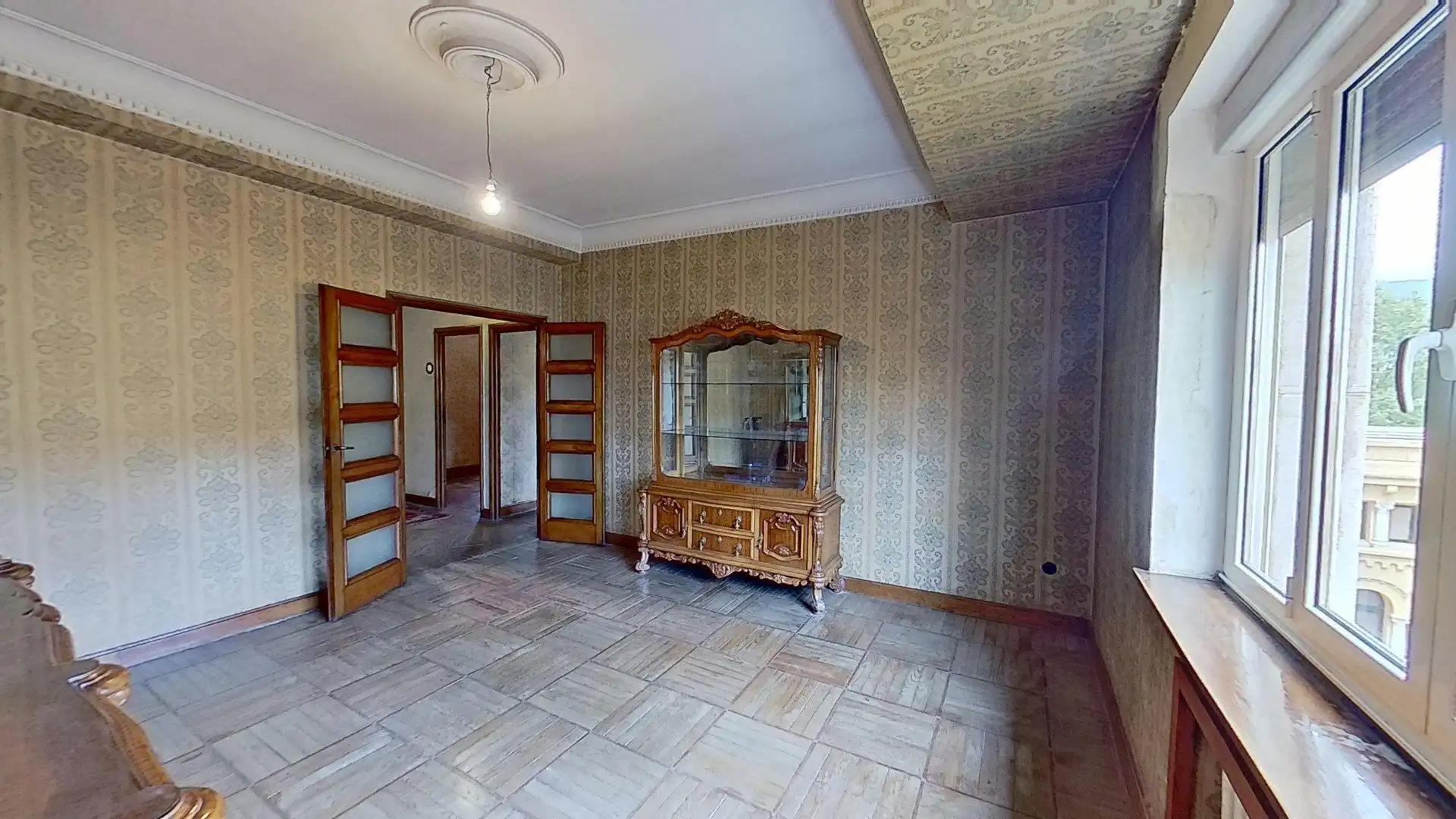 Sala de estar de Piso en venta en Oviedo  con Calefacción