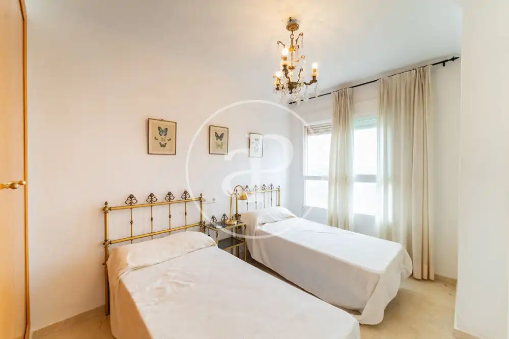 Bedroom of Flat for sale in Benidorm  with Air Conditioner, Heating and Terrace