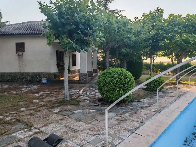 Country house zum Verkauf in Doñinos de Salamanca