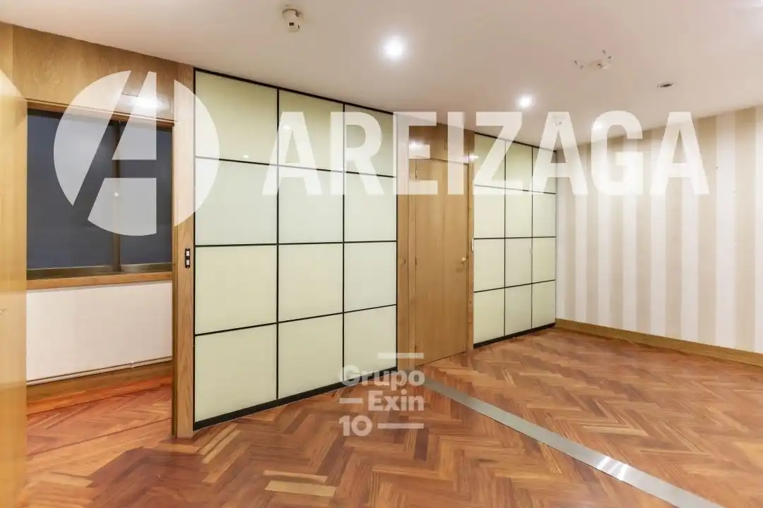 Büro zum Verkauf in Donostia - San Sebastián  mit Klimaanlage, Heizung und Abstellraum