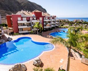 Vista exterior de Casa o xalet en venda en Arona amb Aire condicionat, Jardí privat i Terrassa