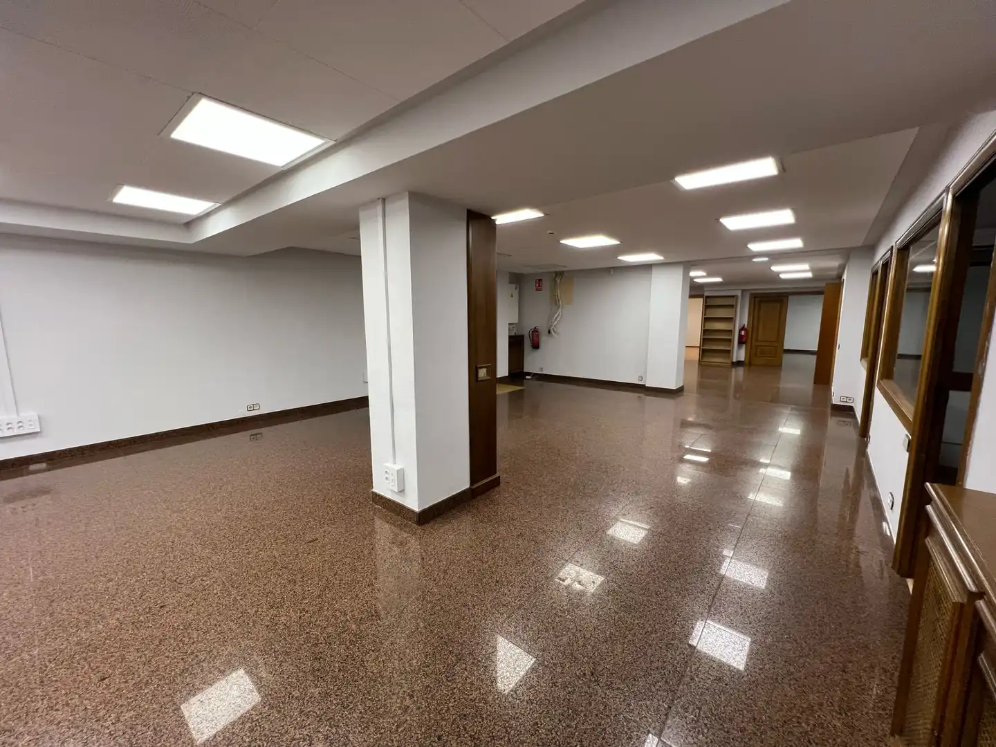 Büro mit Aufzug zur Miete in Calle Gil de Jaz 4, imagen 10