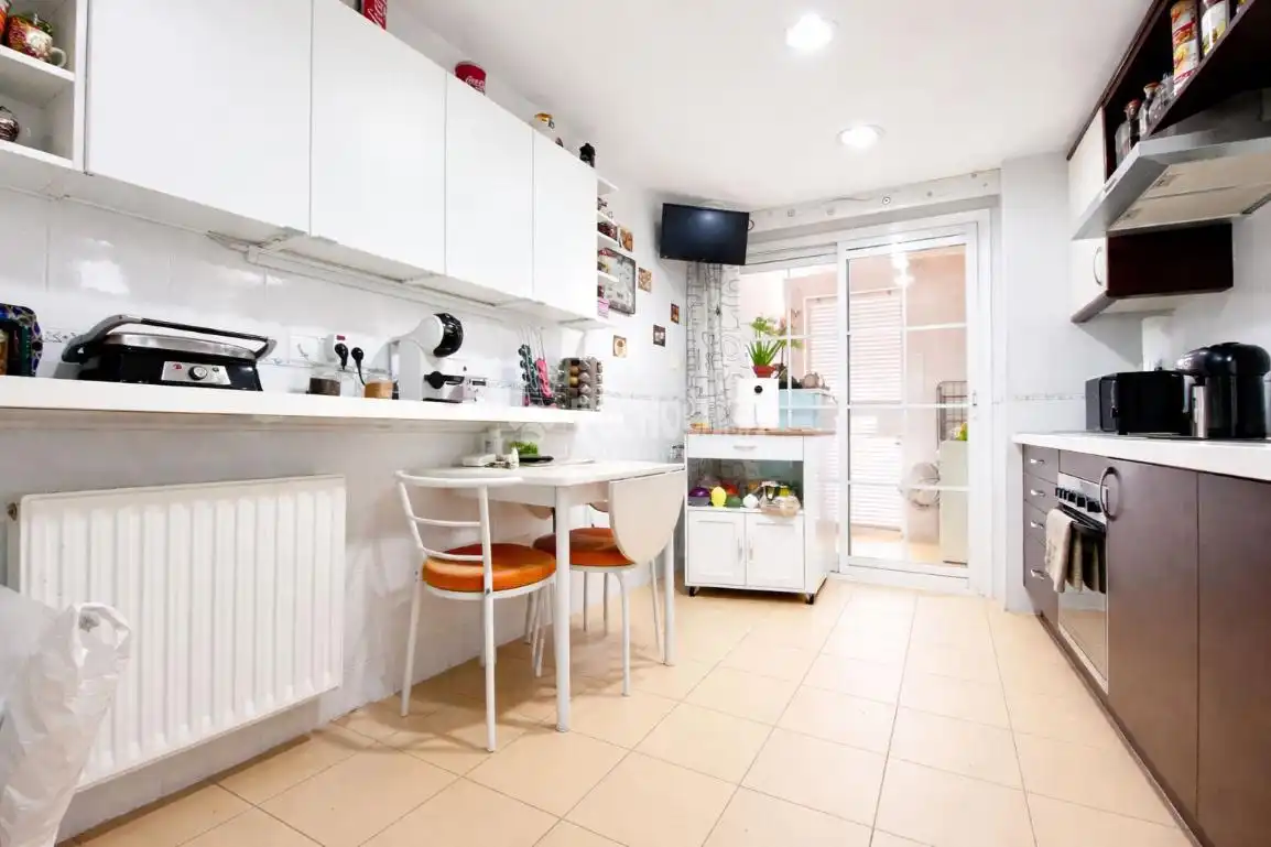 Cocina de Piso en venta en Illescas con Aire acondicionado, Calefacción y Terraza