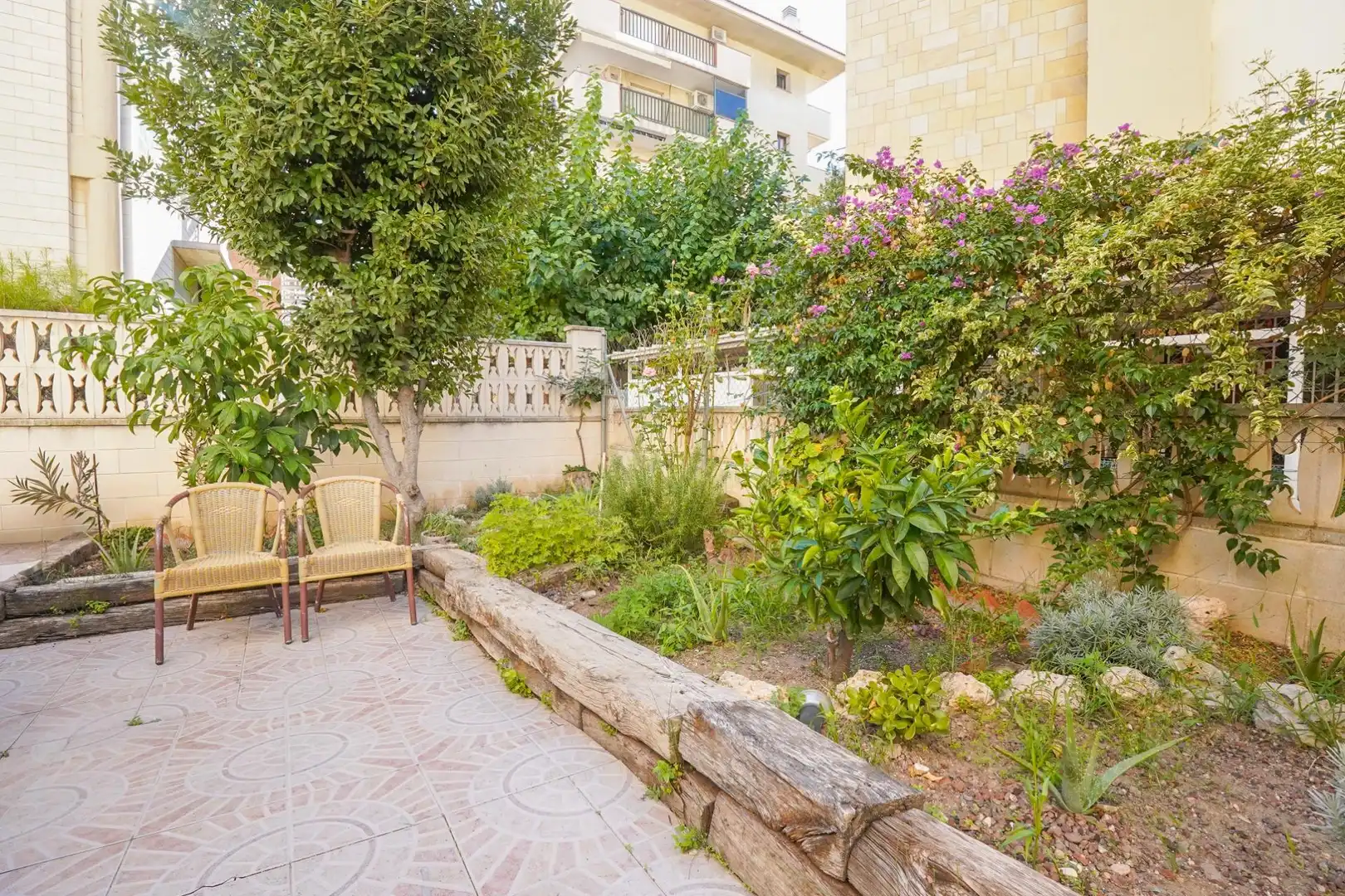 Business premises for sale in Carrer de Montserrat Caballé, imagen 33