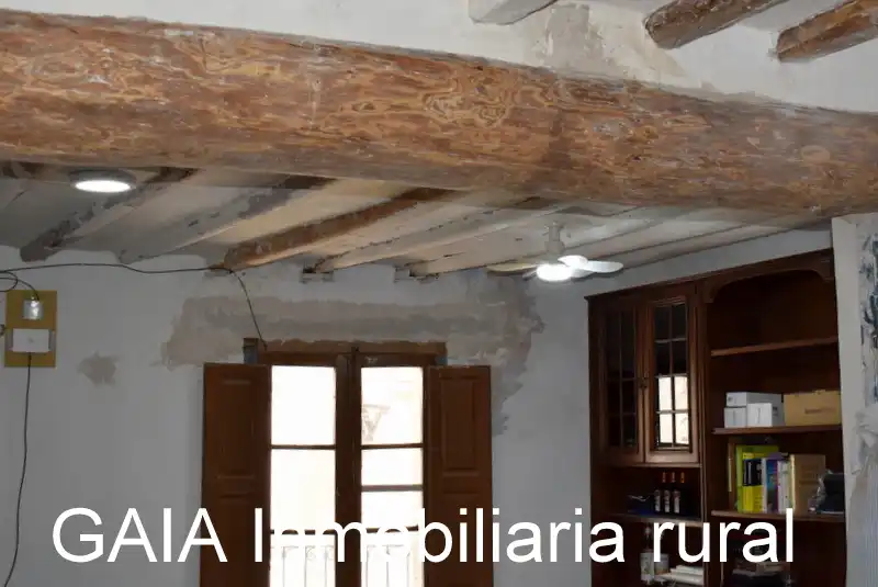 Casa adosada en venda en Maella