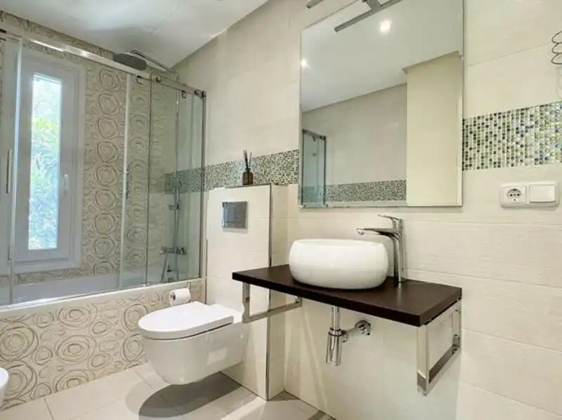Bathroom of Houses for rent in Marbella  with Air Conditioner, Heating and Private garden