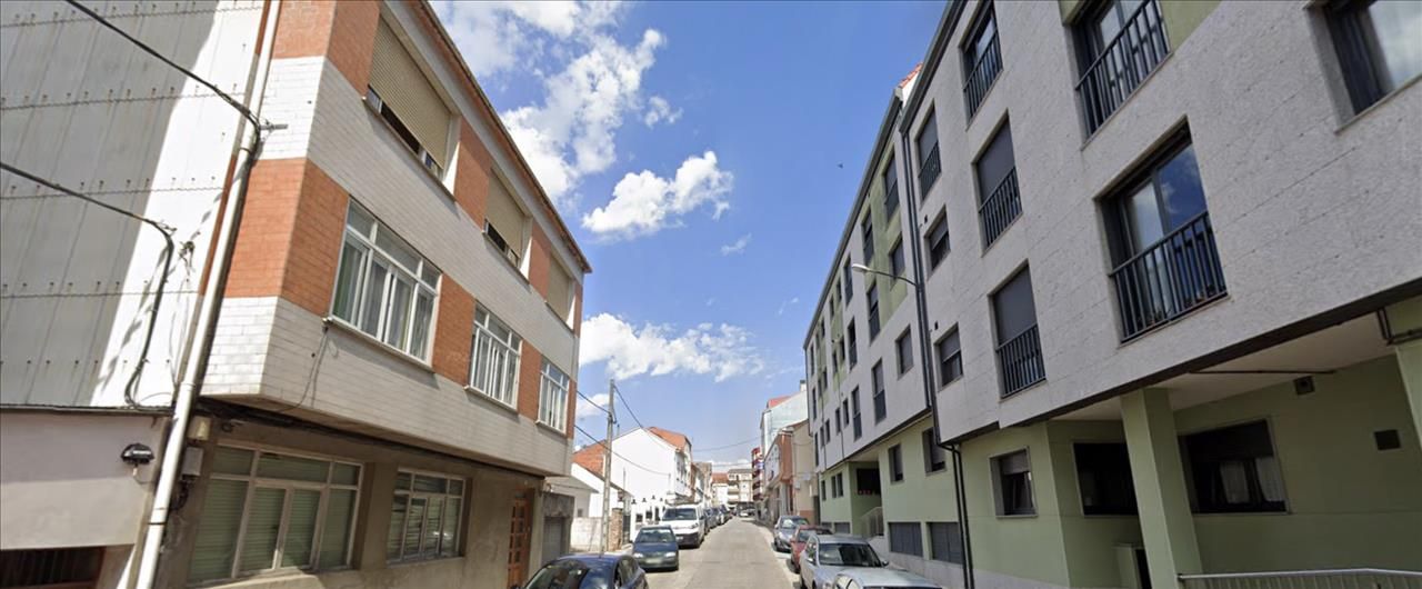 Box room for sale in CADAVAL, Piñeiros- Freixeiro