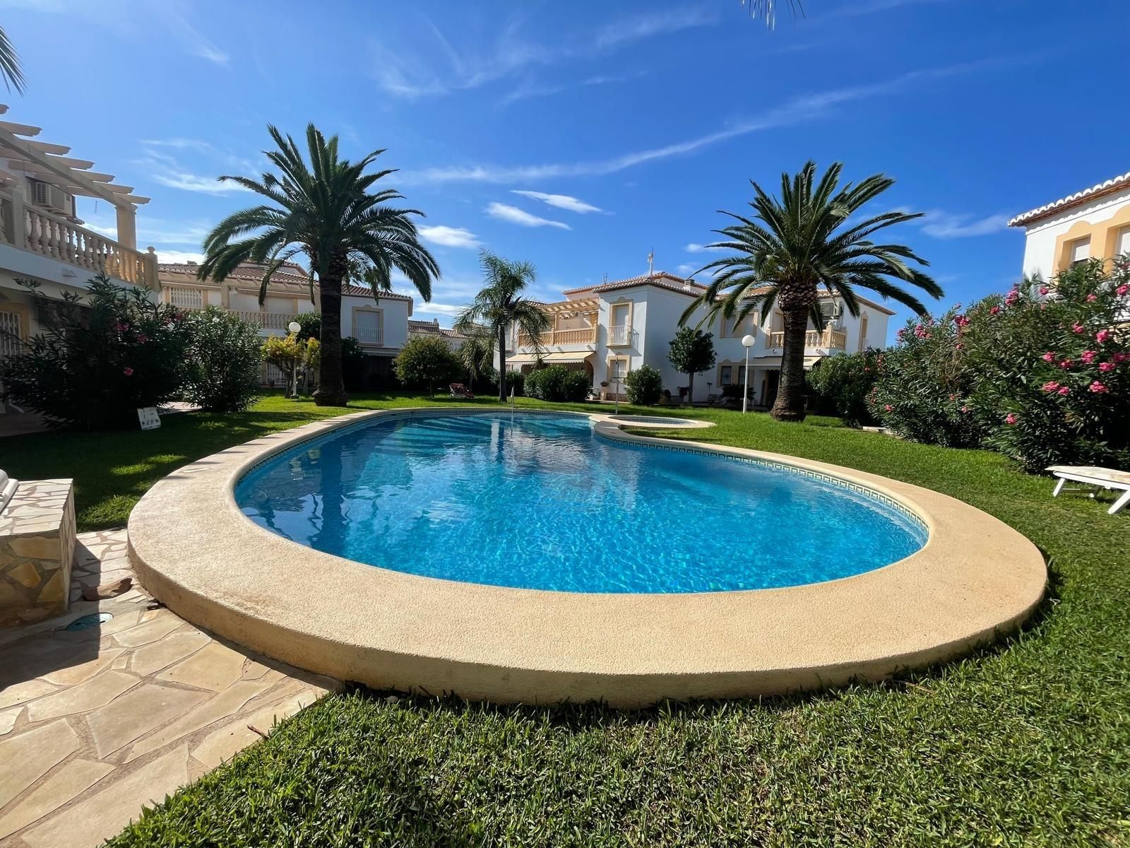 Swimming pool of Duplex to rent in Dénia  with Air Conditioner, Private garden and Terrace