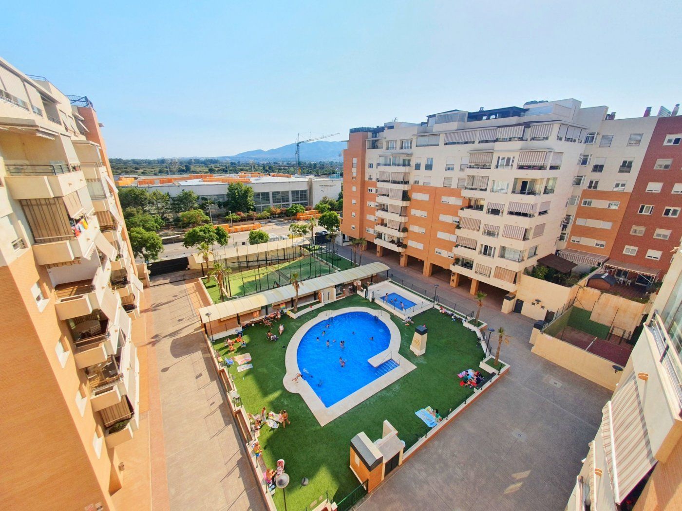 Flat to rent in Avenida IMPERIO ARGENTINA, Martín Carpena - Torre del Río