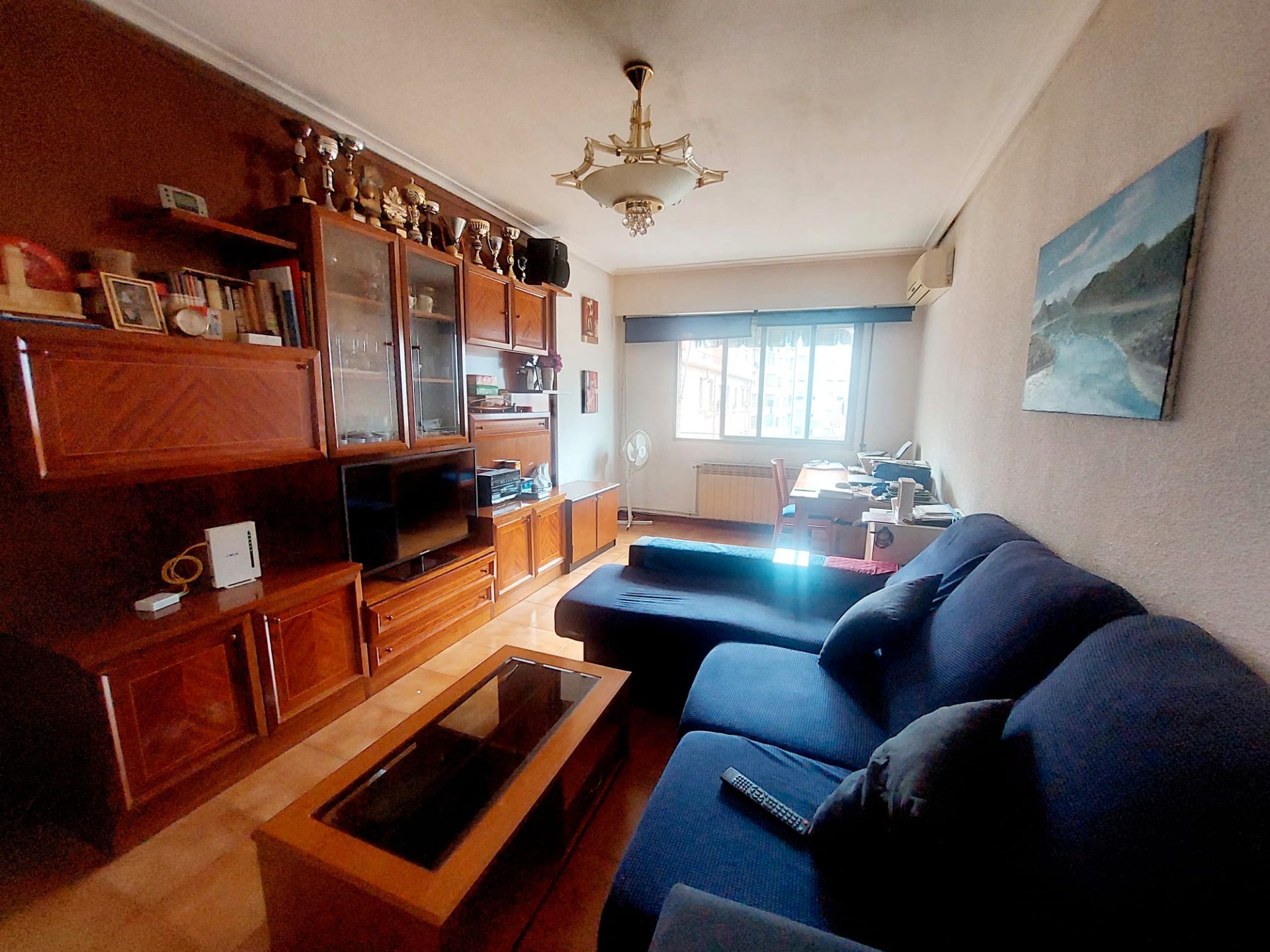Living room of Flat for sale in  Logroño  with Air Conditioner, Heating and Parquet flooring