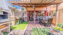 Exterior view of Single-family semi-detached for sale in Sant Vicenç de Montalt  with Air Conditioner, Heating and Private garden