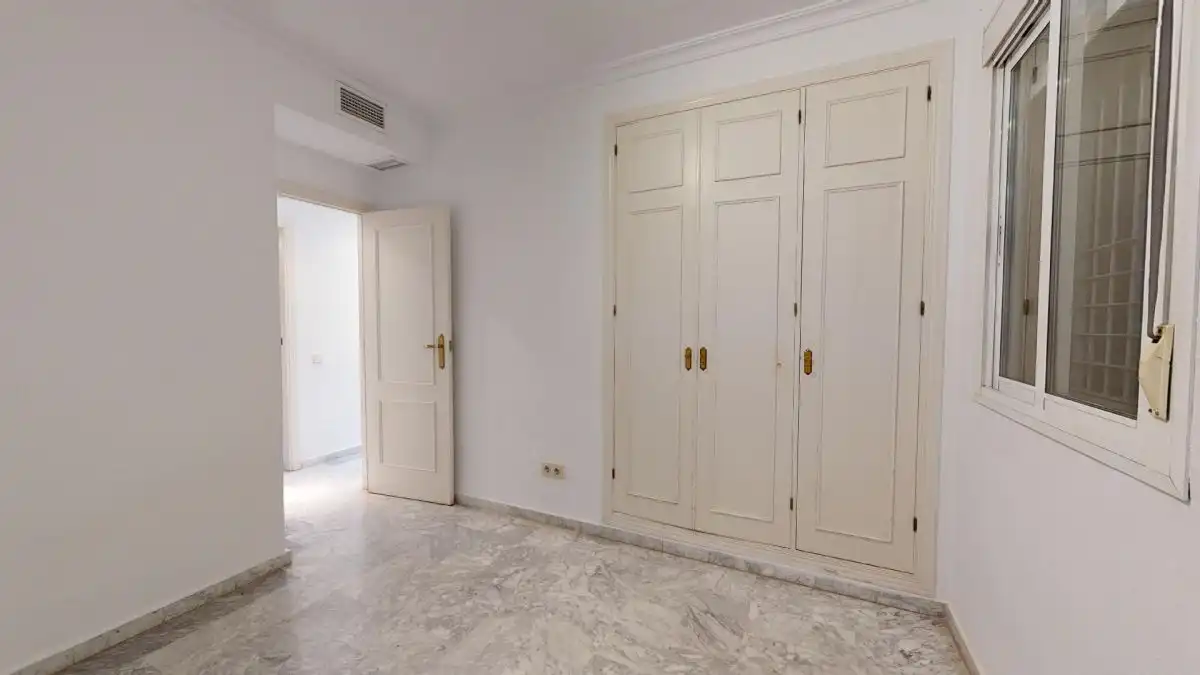 Flat for sale in Tomares  with Air Conditioner, Terrace and Community pool