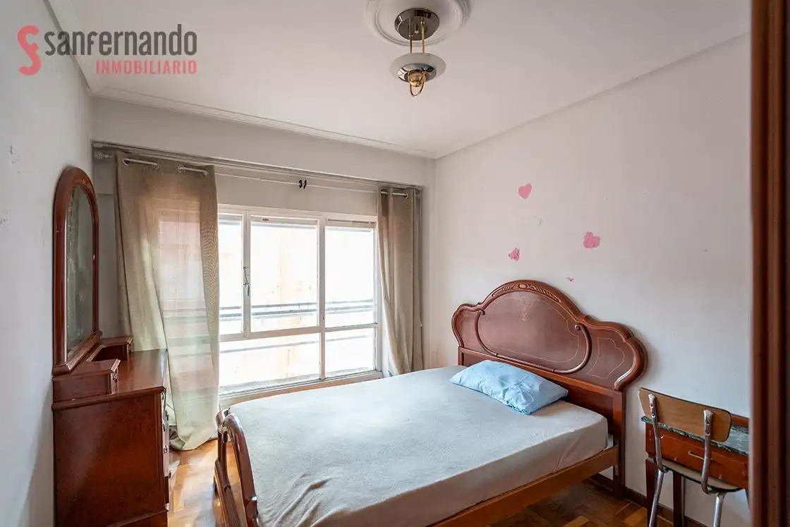 Habitación de Piso en venta en Santander con Parquet