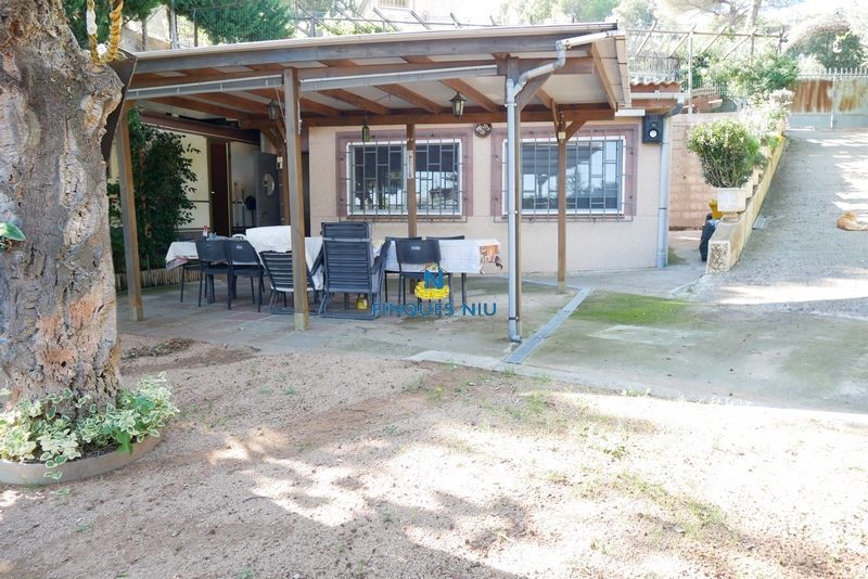 Jardí de Casa o xalet en venda en Vidreres amb Jardí privat, Parquet i Forn