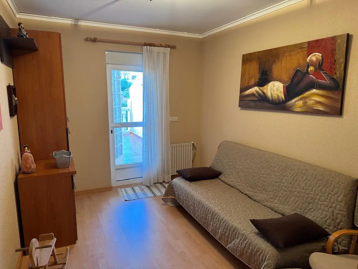 Sala d'estar de Casa o xalet en venda en Chiva amb Aire condicionat, Calefacció i Jardí privat