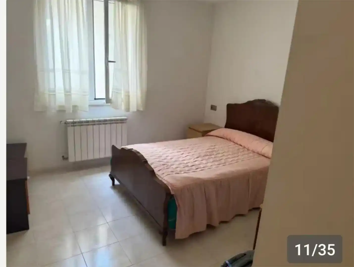 Habitación de Casa adosada en venta en León Capital  con Balcón